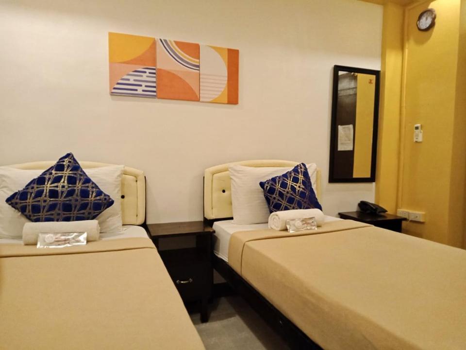 Amax Inn Cebu Mandaue City Exterior foto