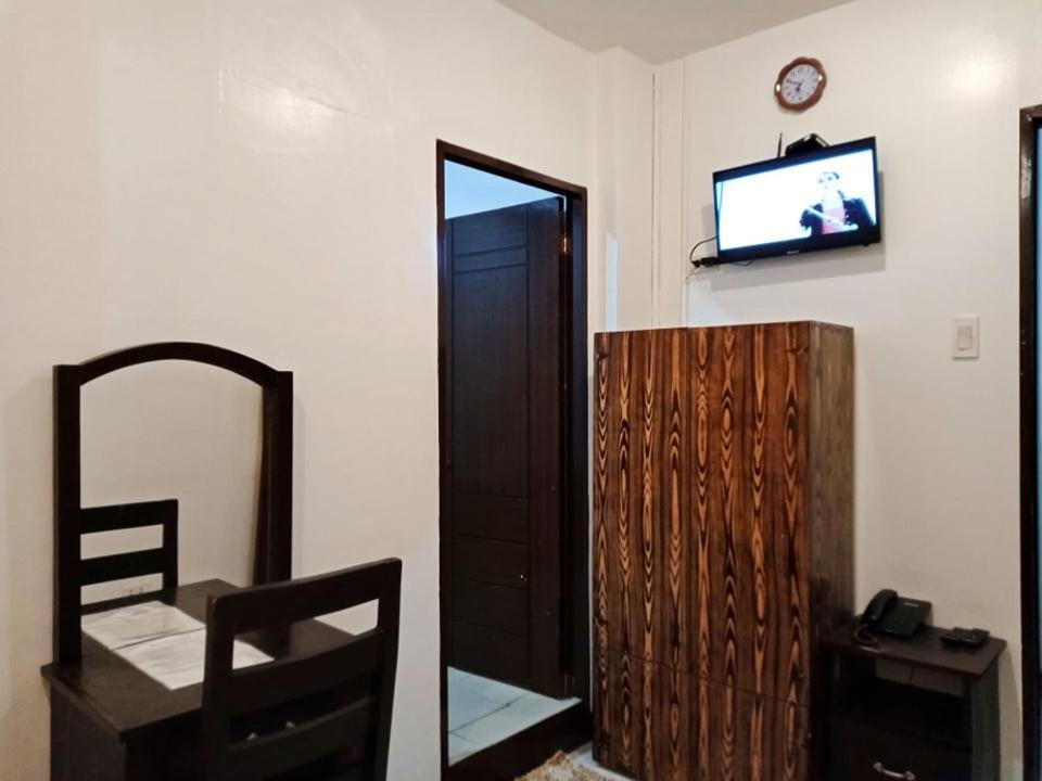 Amax Inn Cebu Mandaue City Exterior foto