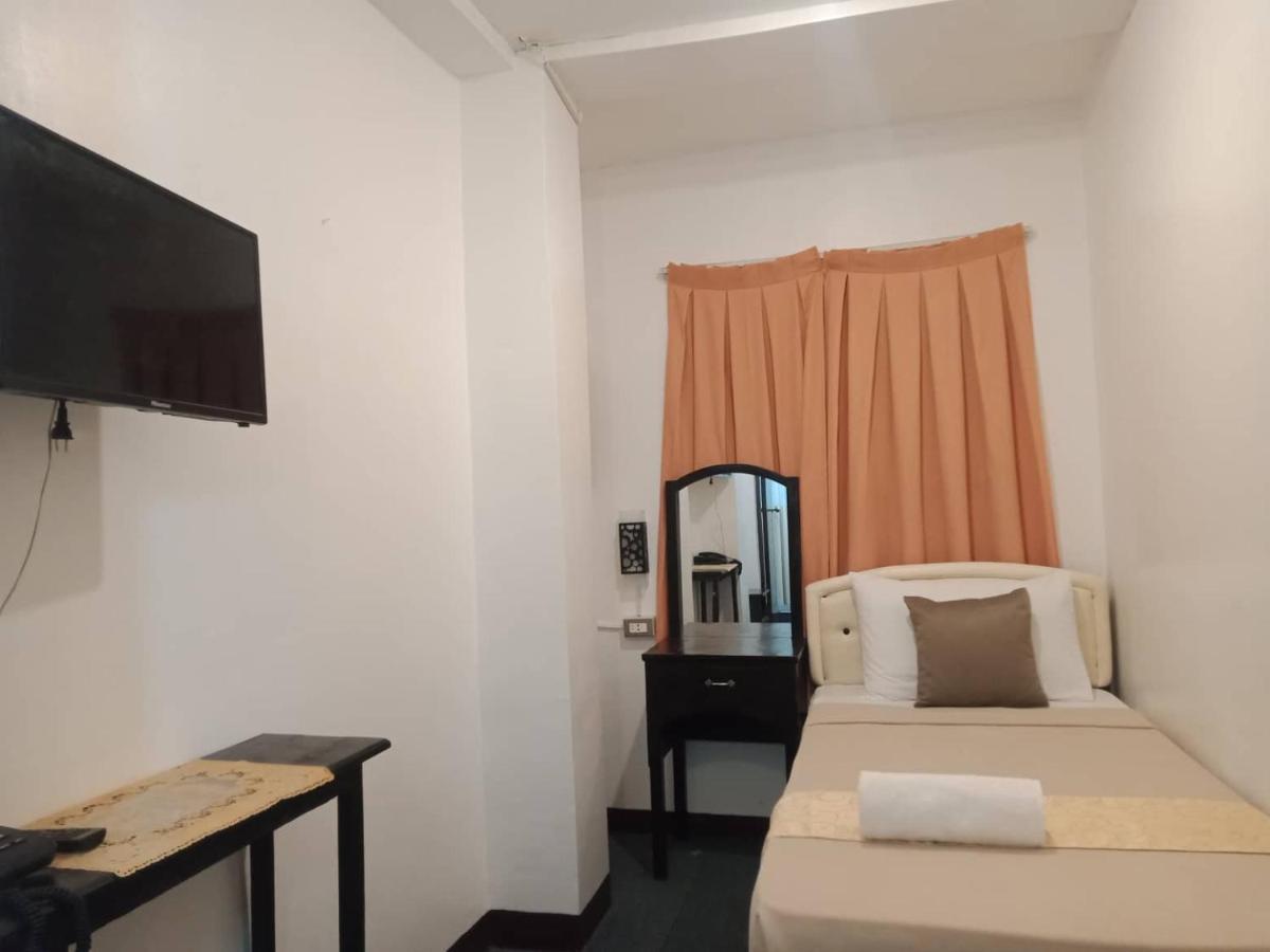 Amax Inn Cebu Mandaue City Exterior foto