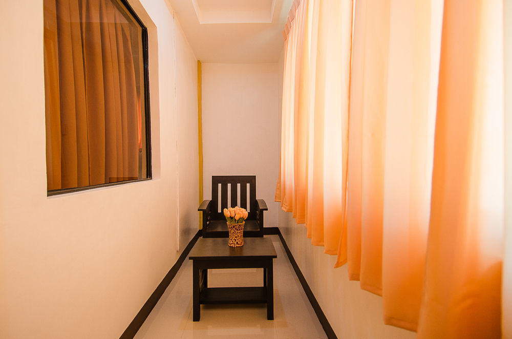 Amax Inn Cebu Mandaue City Exterior foto