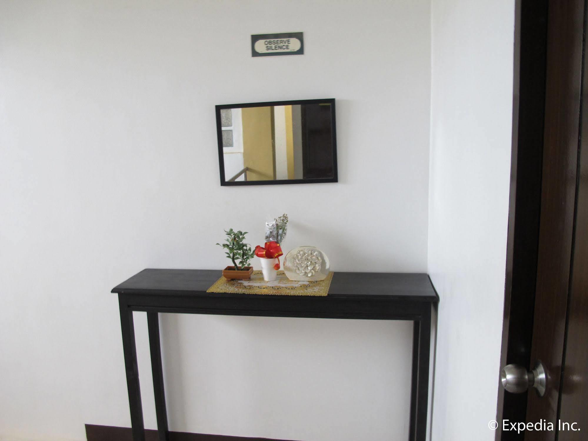 Amax Inn Cebu Mandaue City Exterior foto