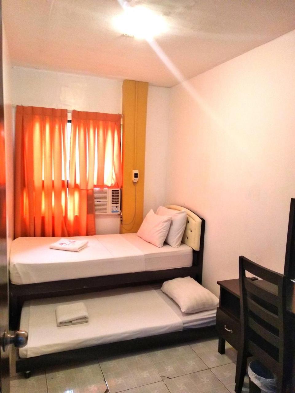Amax Inn Cebu Mandaue City Exterior foto